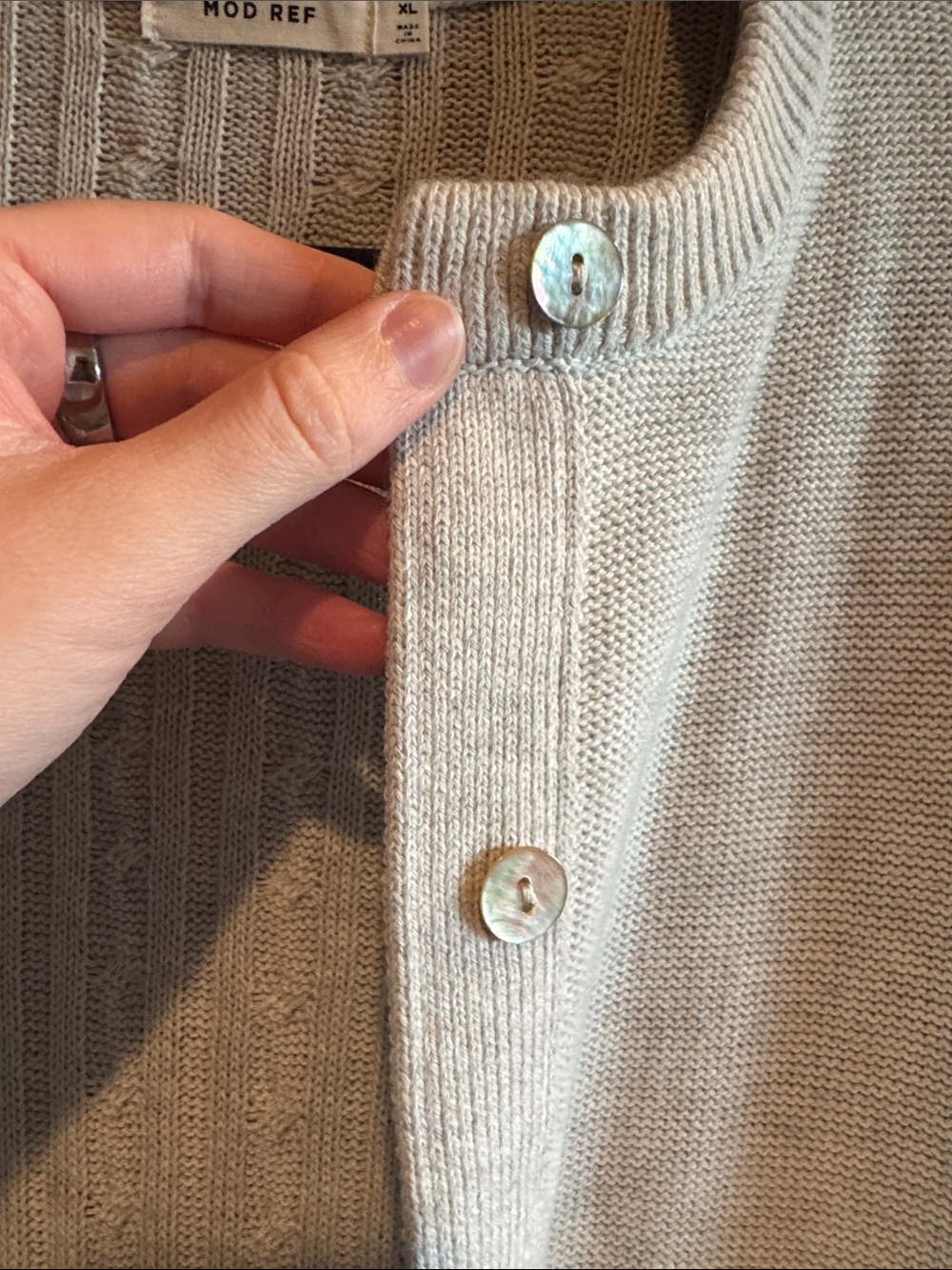 Mod Ref Light Gray Cable Knit Button-Front Cardigan - Picture 3 of 6